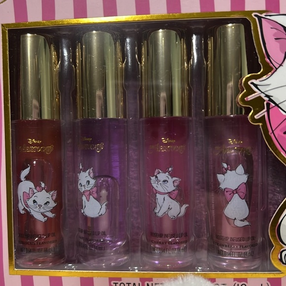 Disney Aristocats Rosehip Infused Lip Oil Set - Picture 2 of 3